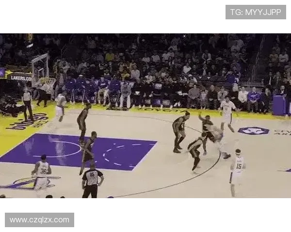 NBA新赛季球员动态揭示各队阵容调整 洛杉矶湖人和金州勇士迎战新挑战 NBA新赛季球员动态揭示各队阵容调整 洛杉矶湖人和金州勇士迎战新挑战